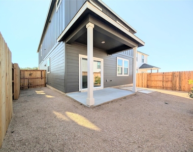 206 Kislingbury Ln - Photo Thumbnail 34