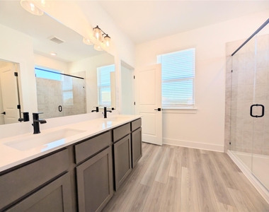 206 Kislingbury Ln - Photo Thumbnail 29