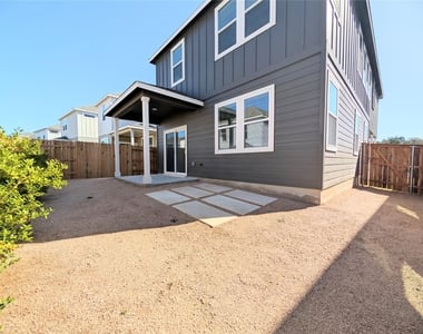 206 Kislingbury Ln - Photo Thumbnail 35