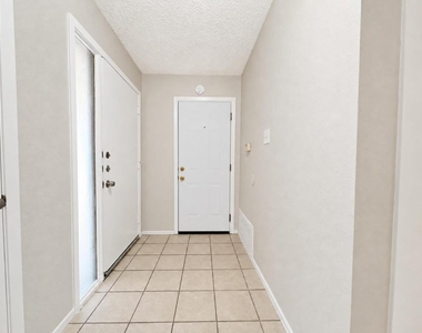 8329 Fathom Cir - Photo Thumbnail 17