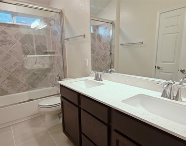 9107 Golden Leaf Dr - Photo Thumbnail 17