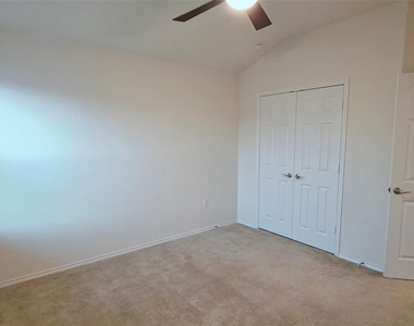 9107 Golden Leaf Dr - Photo Thumbnail 27
