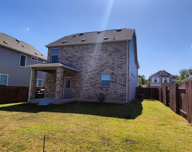 9107 Golden Leaf Dr - Photo Thumbnail 29