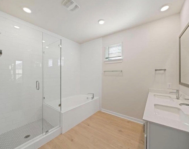 409 Deerpath St - Photo Thumbnail 11