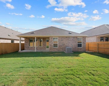 409 Deerpath St - Photo Thumbnail 20