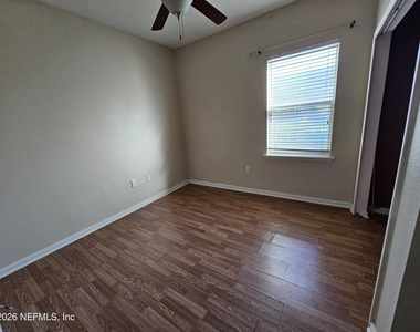 6935 Ortega Woods Drive - Photo Thumbnail 18