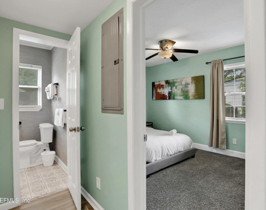 2870 Ernest Street - Photo Thumbnail 16
