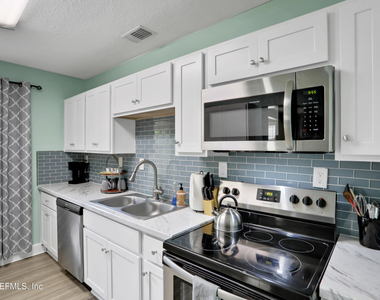 2870 Ernest Street - Photo Thumbnail 9