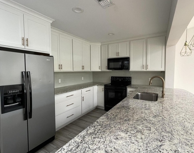 141 Abaco Way - Photo Thumbnail 30