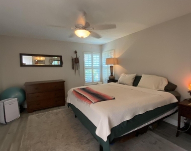 141 Abaco Way - Photo Thumbnail 13