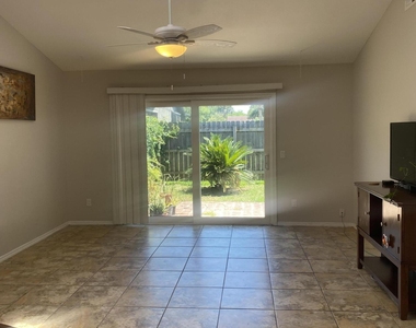 141 Abaco Way - Photo Thumbnail 20