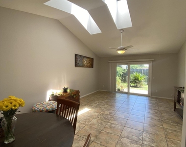 141 Abaco Way - Photo Thumbnail 10