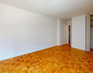 145 4th Avenue - Photo Thumbnail 5