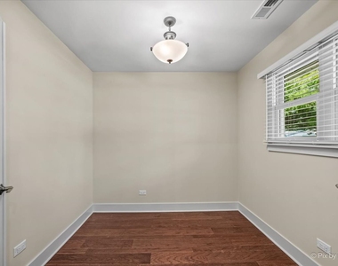 11611 Douglas Avenue - Photo Thumbnail 14