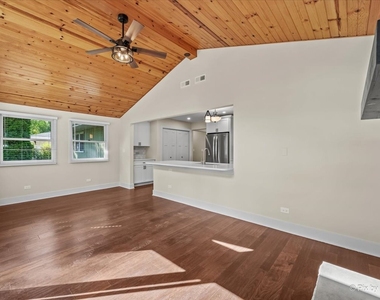 11611 Douglas Avenue - Photo Thumbnail 23