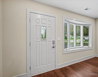 11611 Douglas Avenue - Photo Thumbnail 9