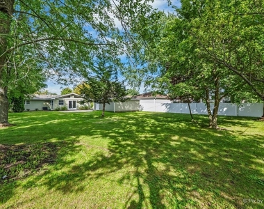 11611 Douglas Avenue - Photo Thumbnail 7