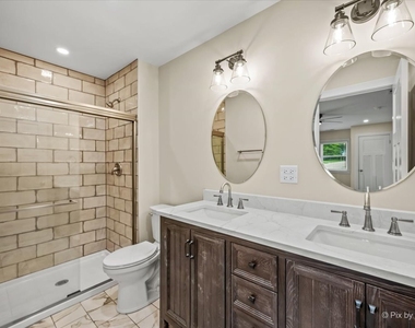 11611 Douglas Avenue - Photo Thumbnail 27