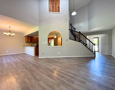 1661 Carmel Court - Photo Thumbnail 4