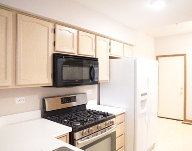 1149 E Addison Avenue E - Photo Thumbnail 9