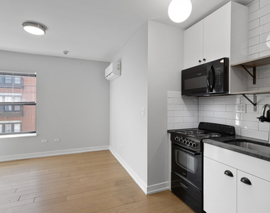 6019 N Winthrop Avenue - Photo Thumbnail 3