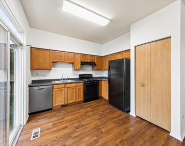 4409 Klatt Street - Photo Thumbnail 9