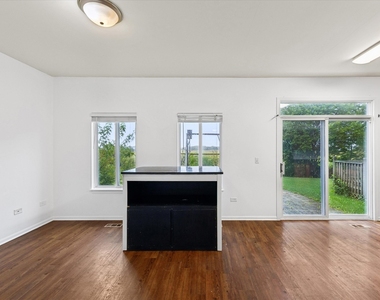 4409 Klatt Street - Photo Thumbnail 6