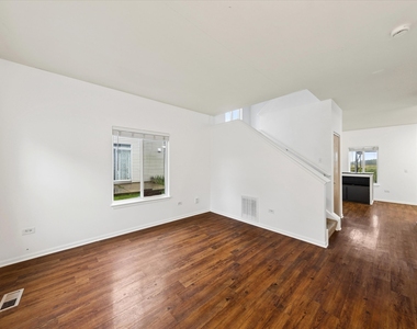 4409 Klatt Street - Photo Thumbnail 2