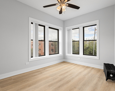 1655 W Jonquil Terrace - Photo Thumbnail 6