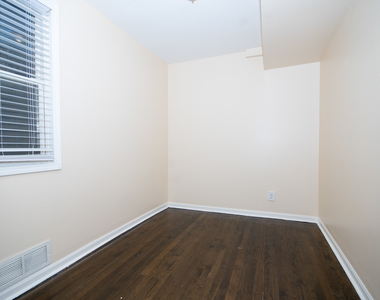 1618 N Rockwell Street - Photo Thumbnail 17