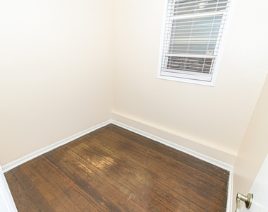 1618 N Rockwell Street - Photo Thumbnail 14