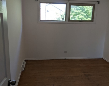 822 Skokie Boulevard - Photo Thumbnail 6