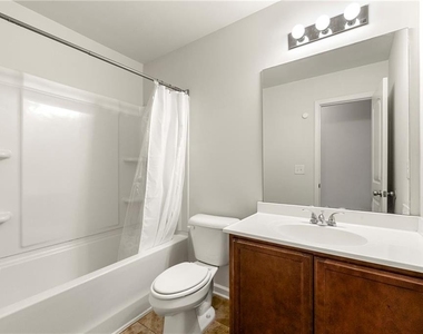 2383 Hackamore Drive - Photo Thumbnail 13