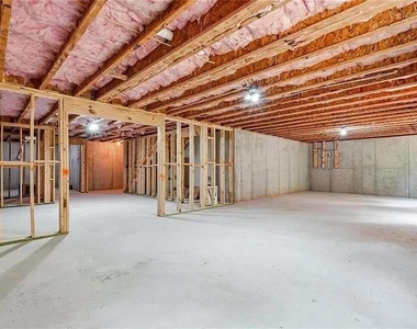 384 Summerwood Lane - Photo Thumbnail 23
