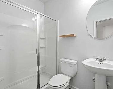 384 Summerwood Lane - Photo Thumbnail 19