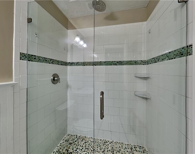 350 Ivy Mill Court - Photo Thumbnail 17