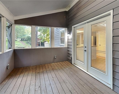 350 Ivy Mill Court - Photo Thumbnail 19