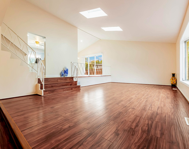 409 Hillcrest Lane - Photo Thumbnail 1