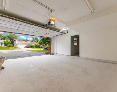 409 Hillcrest Lane - Photo Thumbnail 27