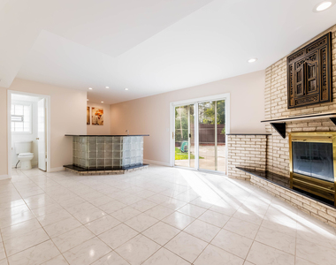 409 Hillcrest Lane - Photo Thumbnail 16