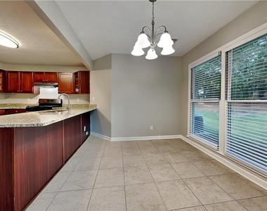 677 Longbow Court - Photo Thumbnail 4
