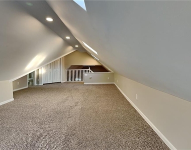677 Longbow Court - Photo Thumbnail 12
