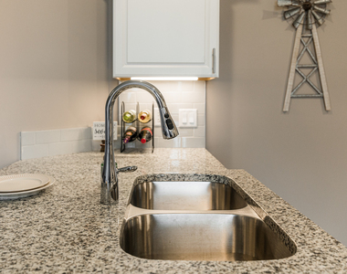 113 Cobblestone Court - Photo Thumbnail 8