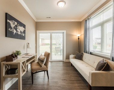 113 Cobblestone Court - Photo Thumbnail 15