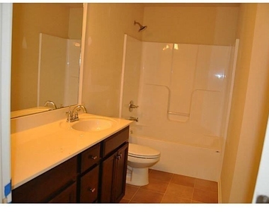 2545 Thackery Court - Photo Thumbnail 14