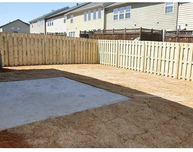 2545 Thackery Court - Photo Thumbnail 8
