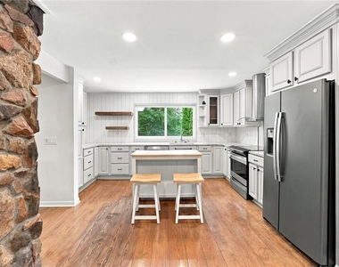 12 Providence Way - Photo Thumbnail 19