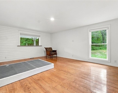 12 Providence Way - Photo Thumbnail 31