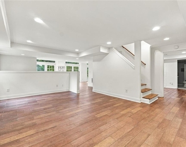 12 Providence Way - Photo Thumbnail 41