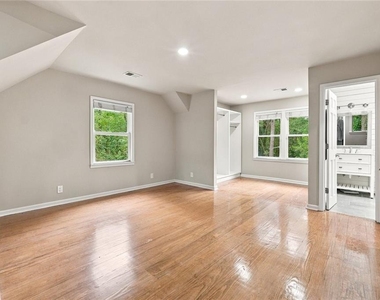 12 Providence Way - Photo Thumbnail 33